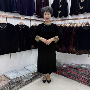 中老年新中式改良旗袍丝绒连衣裙2026秋季新款拼接妈妈长袖连衣裙