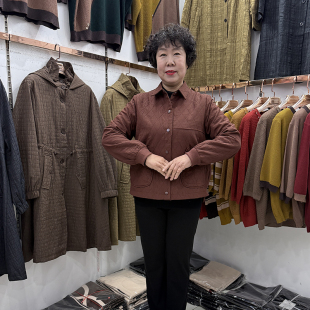 中老年妈妈春装新款翻领休闲夹克衫女小个子2025百搭宽松风衣外套