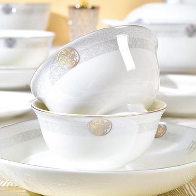 2025新款骨瓷碗盘家用浮雕轻奢风