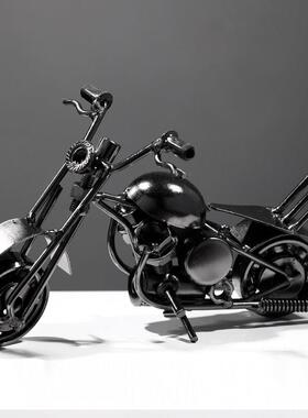 覆古客厅家居玄关电视酒柜装饰品摆件创意简约书桌面机车小摆设