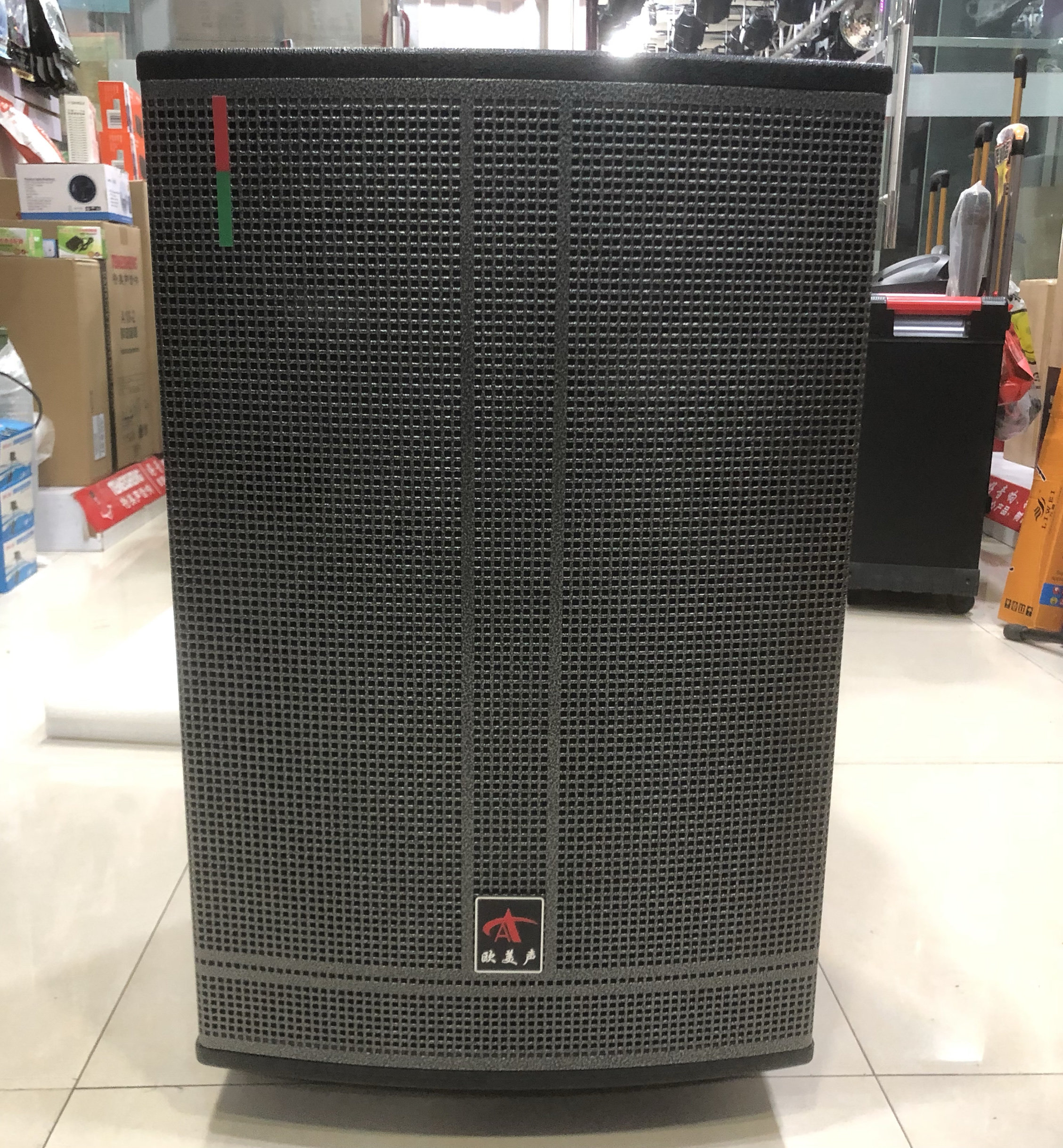 欧美声 V15专业婚庆舞台演出大功率三分频音响户外唱歌拉杆音箱