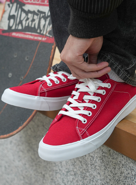 极路客2025新款红色男女款学生简约 情侣鞋透气滑板鞋 夏季帆布鞋