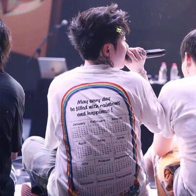 capper同款日历小猪美式短袖T恤