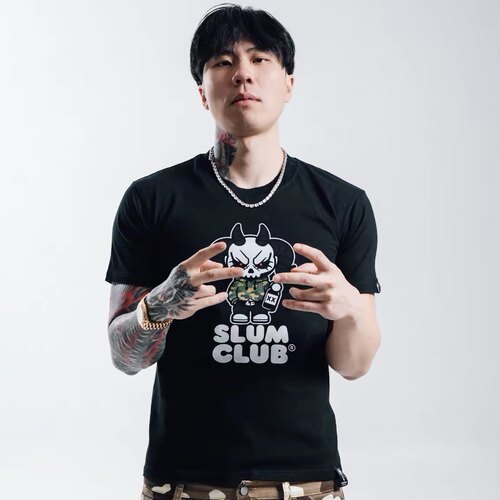 SASIOVERLXRD赫小鬼公仔修身T恤