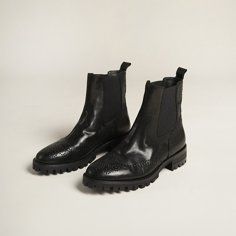 17号的下午 | 飒美时髦英伦复古布洛克雕花切尔西靴厚底短靴女