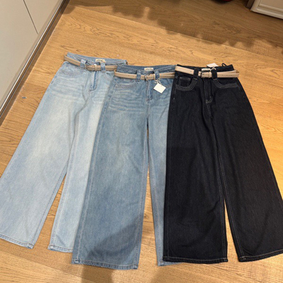 高腰显瘦直筒牛仔裤女