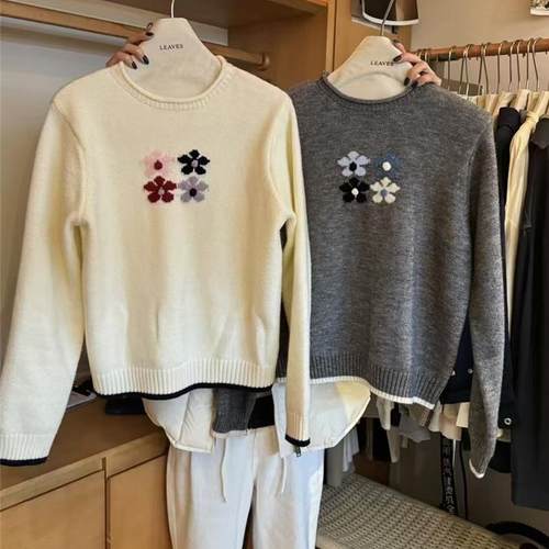 秋冬设计感圆领毛衣女款