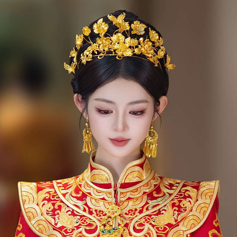 全金色新娘头饰中式重工花朵发冠高级婚礼龙凤褂旗袍传统大气发饰