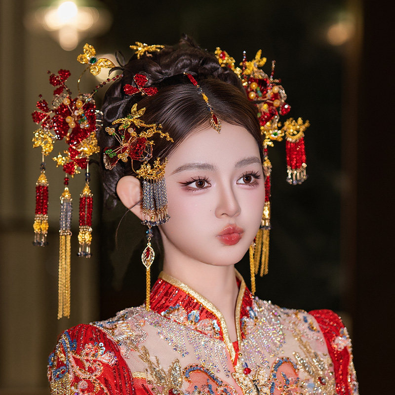 新款新娘发饰红金色中式秀禾古风婚礼手作高级感眉心坠龙凤褂发饰