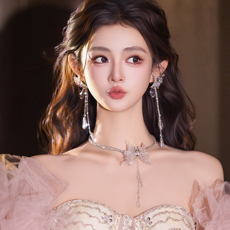 韩系新娘水晶高级婚纱礼服吊坠流苏项链耳饰披发造型时尚配饰套装