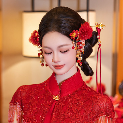 新娘头饰气质高级感红色绢纱手作花朵福袋流苏马面裙旗袍新年配饰