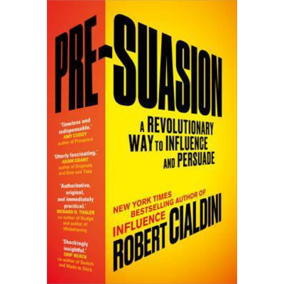 先发影响力 英文原版 Pre-Suasion A Revolutionary Way to Influence and Persuade Au Niffenegger 书籍【中商原版】