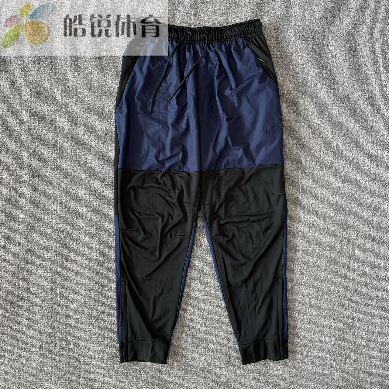 皓锐体育 耐克 Nike 男子运动休闲束脚加绒运动长裤 FB8602-010