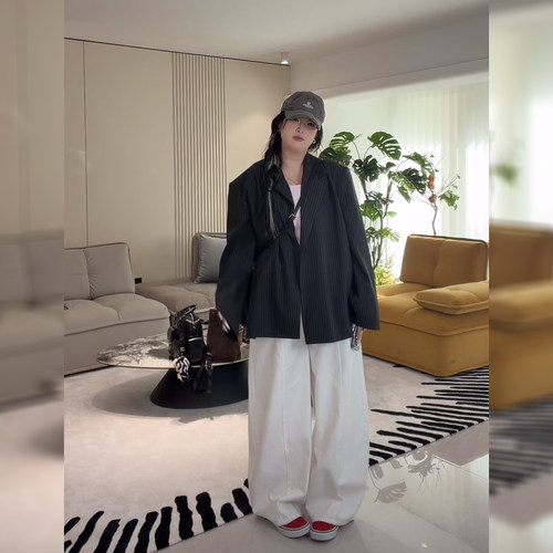 ◆绝版白牛系列！腿型救星◆W1473大码慵懒休闲纯色阔腿裤弯刀裤