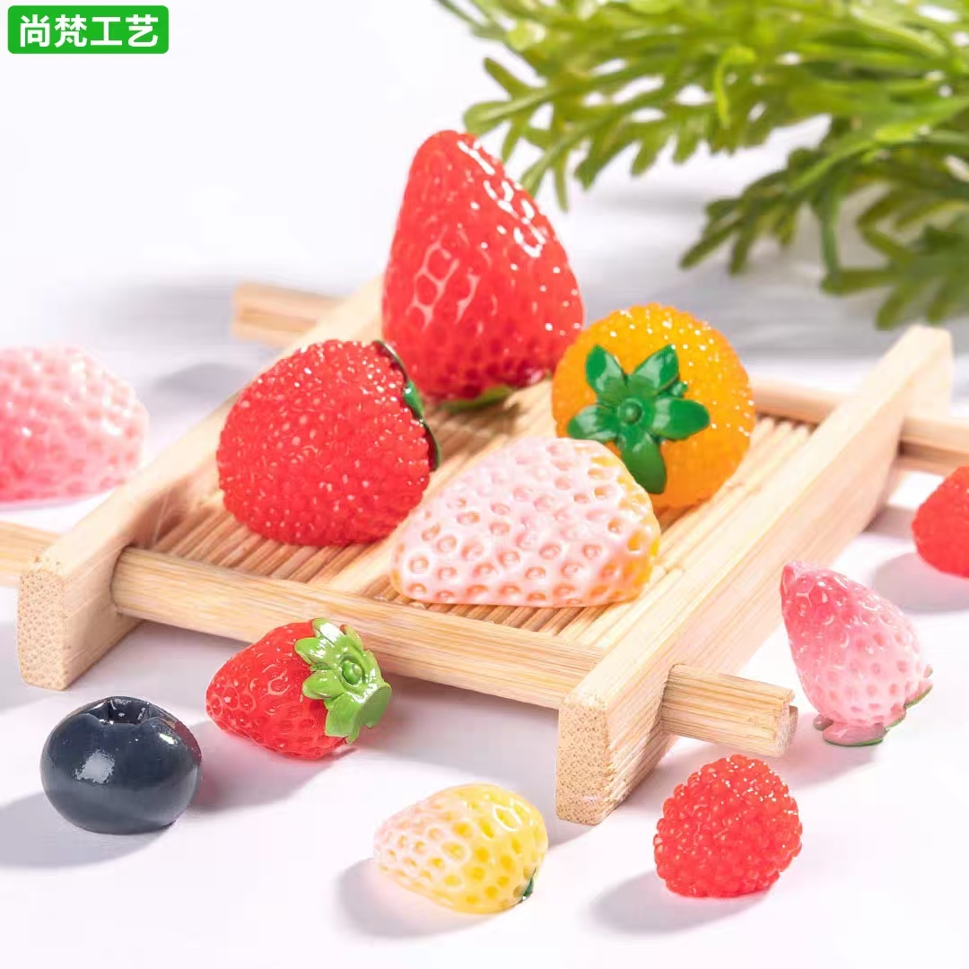 微景观创意仿真水果草莓蓝莓摆件