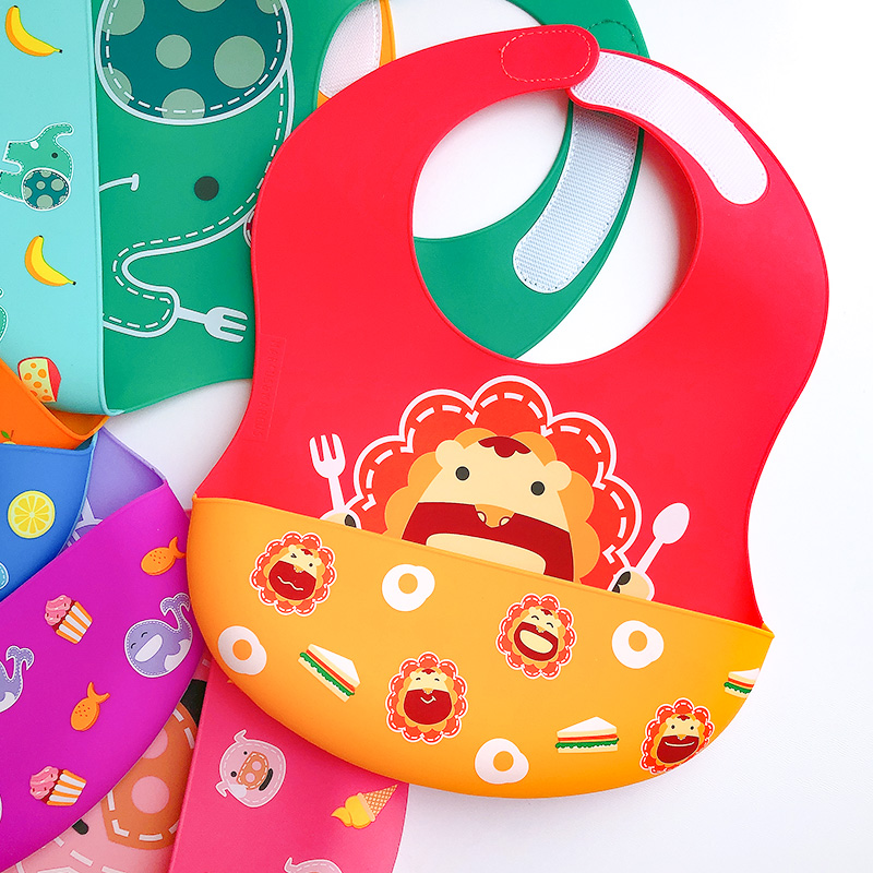 marcus硅胶超软防水立体食饭兜