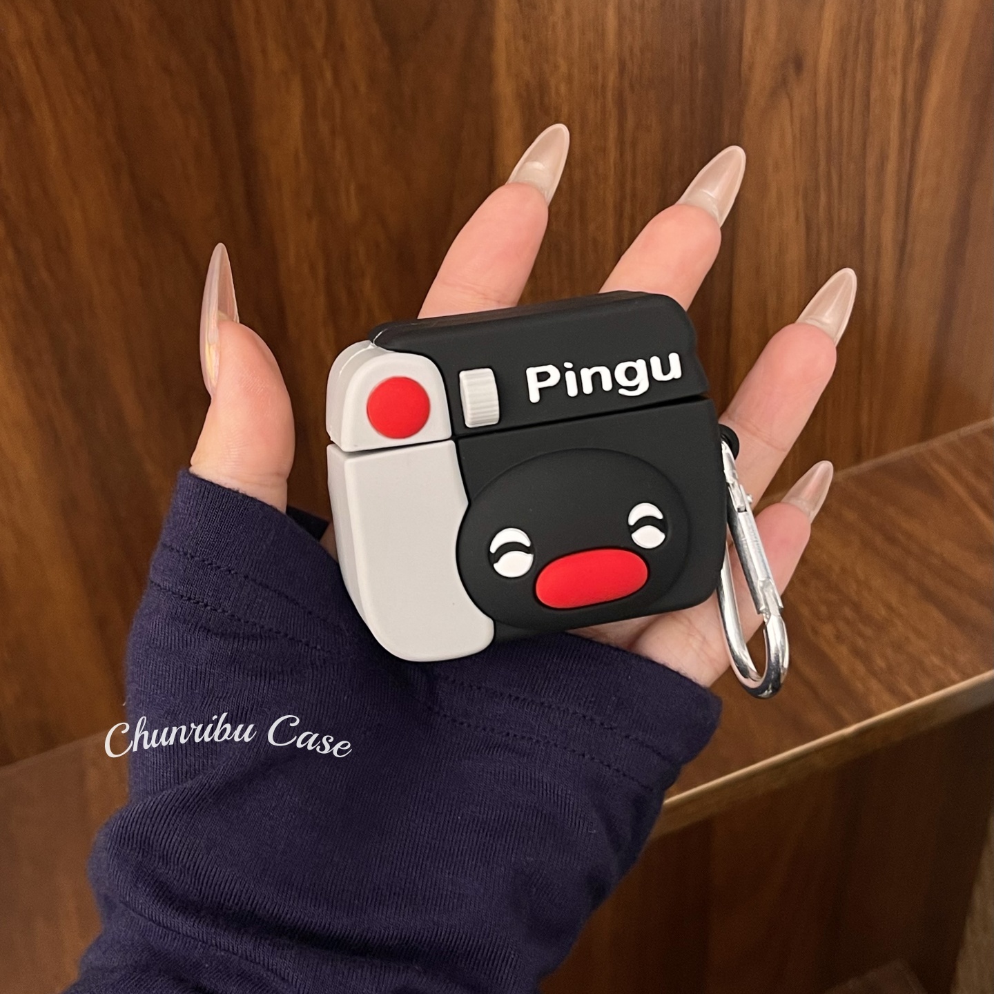 春日部防卫队Fighting｜日韩可爱硅胶相机pingu企鹅搞怪适用苹果airpods1/2/3/4无线蓝牙耳机保护套防摔pro