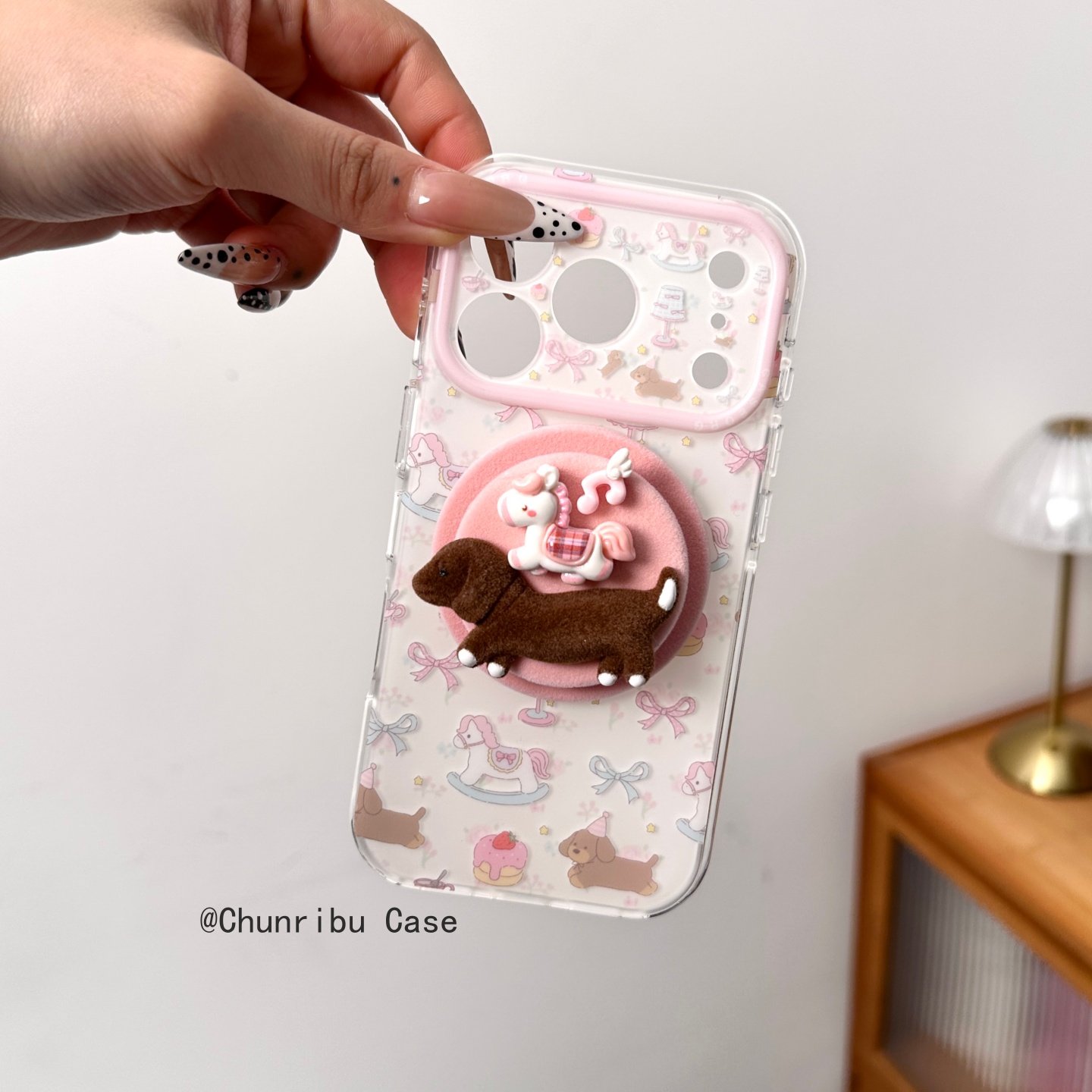 春日部防卫队Fighting｜日韩ins可爱卡通蓝粉蝴蝶结木马腊肠狗适用苹果17/16promax手机壳磁吸支架iphone15,3C数码配件,手机保护套/壳,淘宝优惠券,粉丝福利购,淘宝优惠卷