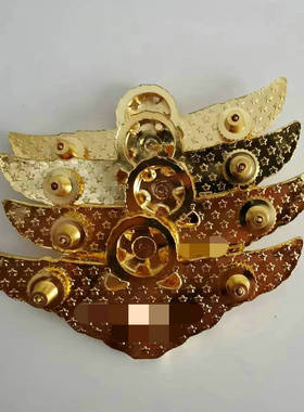 收藏空航民航飞行员等级章金色飞翅金属胸章金胸标库存徽章老货