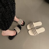 小香风平底凉拖鞋 女夏外穿夏天女士外出气质海边沙滩配裙子一字拖