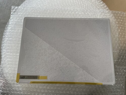 华硕GA402ROG幻14屏幕盖