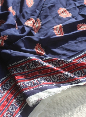 新品雪纺布料蓝色底印染双边定位软垂服装面料140*180cm