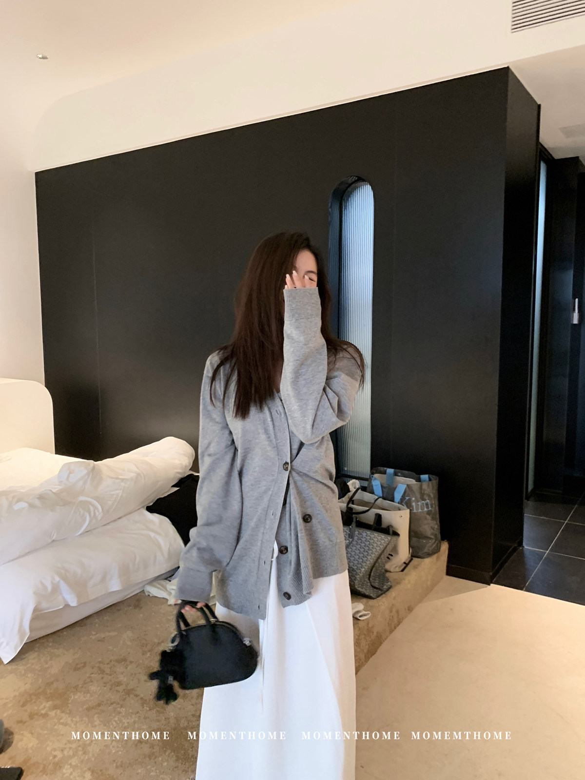 斜扣慵懒松弛感针织开衫图片