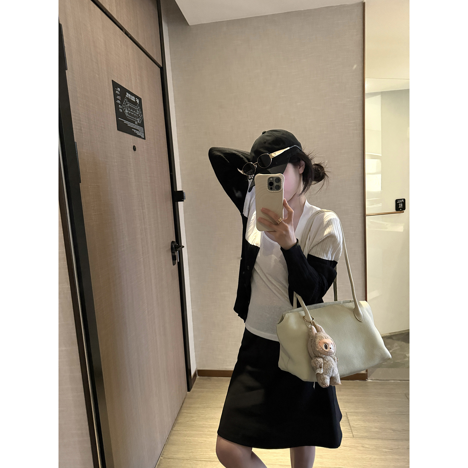 撞色百搭羊毛软糯修身针织开衫