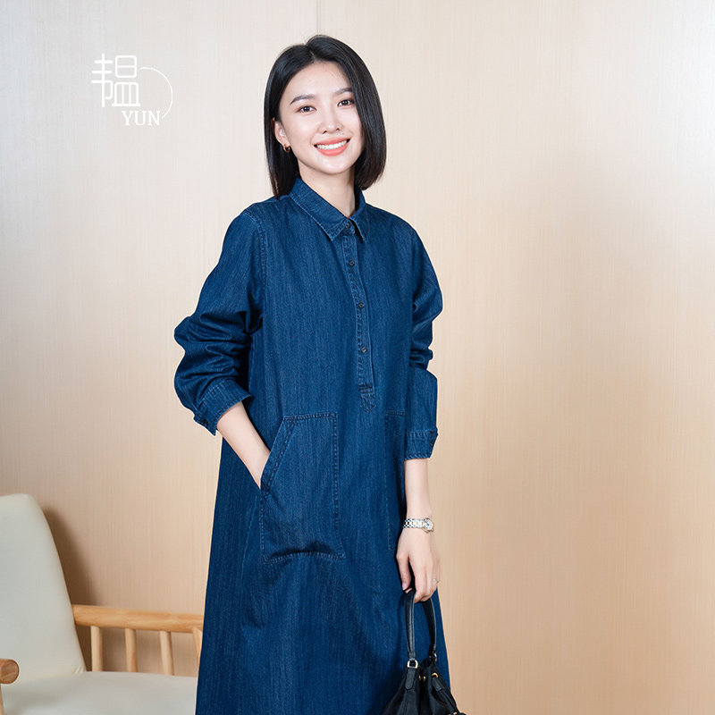 翻领半门襟纽扣牛仔连衣裙