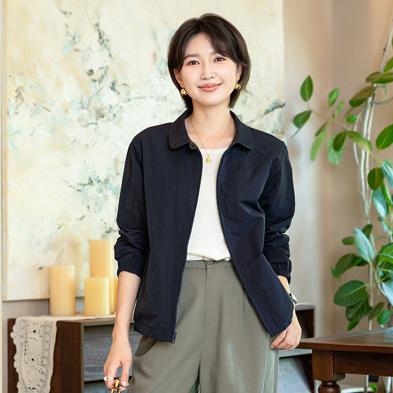 YUN韫2026秋季新品女装休闲夹克翻领拉链两面穿短款风衣外套