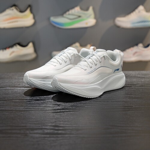 李宁女跑步鞋厚底缓震保护舒适