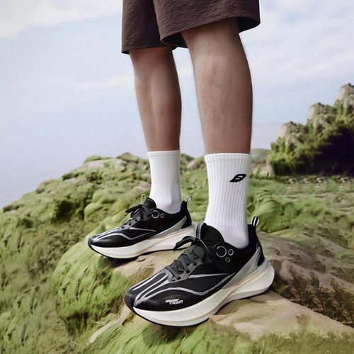 李宁2025新款赤兔8 PRO男子反光轻量高回弹竞速训练跑鞋ARPV003