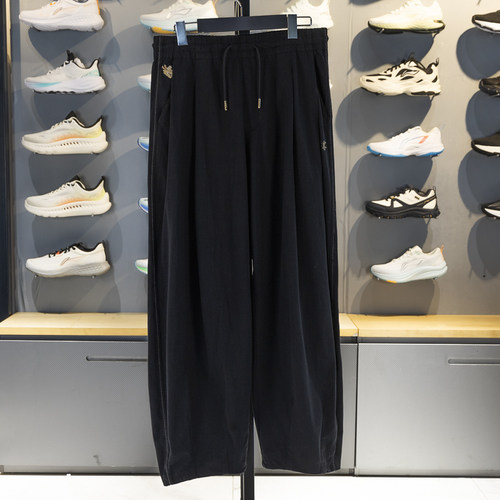 李宁直筒男子透气休闲裤