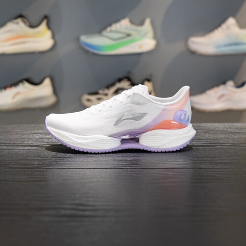 李宁超轻23女子轻质跑鞋2026春季新款䨻丝减震透气运动鞋ARBW018