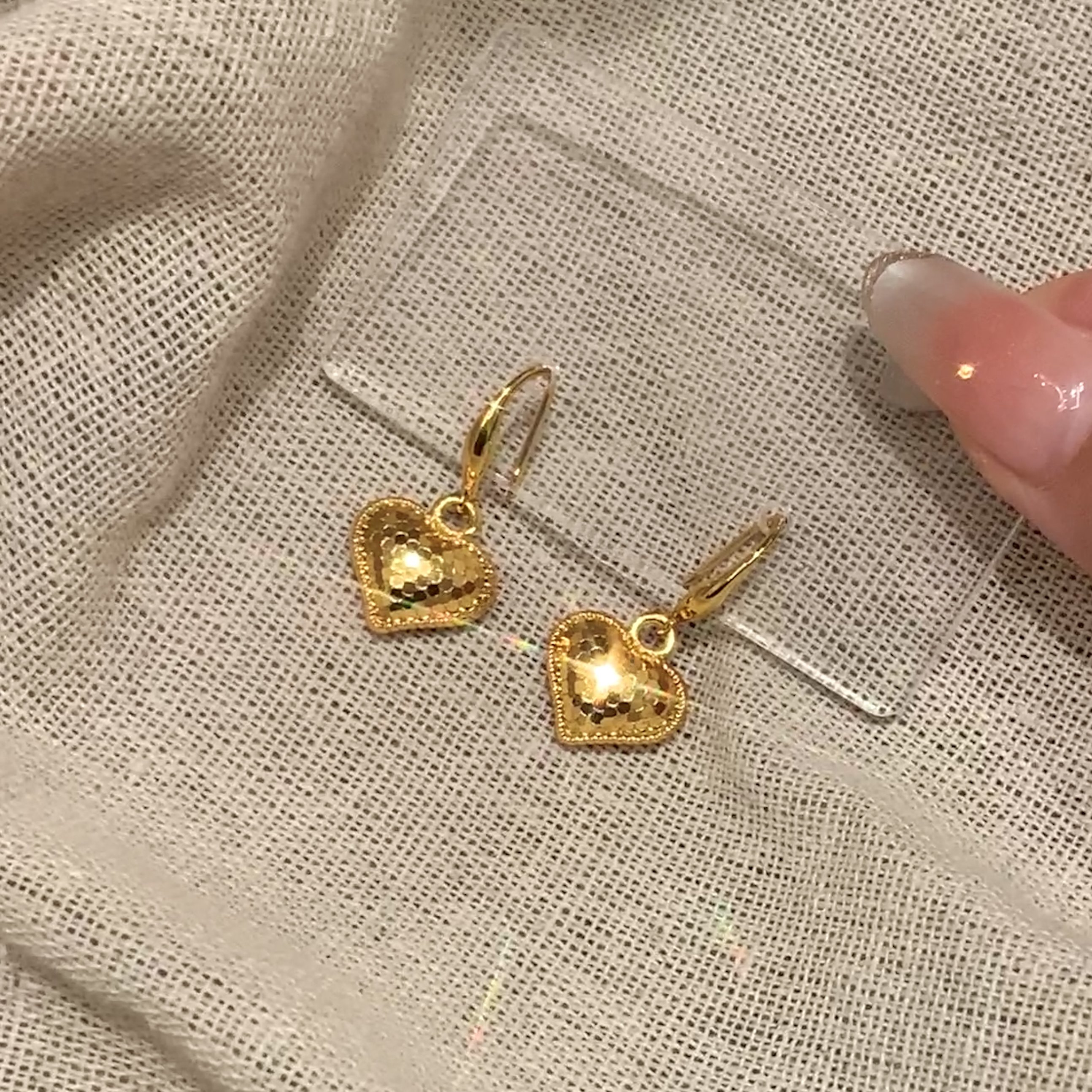 新中式国潮风丨复古精致碎碎冰金色立体心形耳钩耳饰 J009,饰品/流行首饰/时尚饰品新,耳环,淘宝优惠券,粉丝福利购,淘宝优惠卷