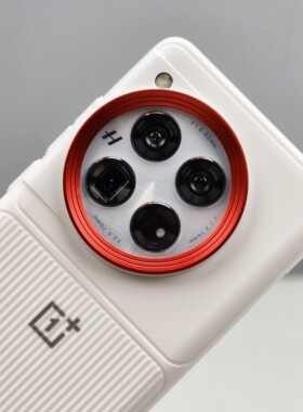 适用于一加12新款高级轻薄磁吸手机套保护壳PP壳趣装备创意Magsafe通用