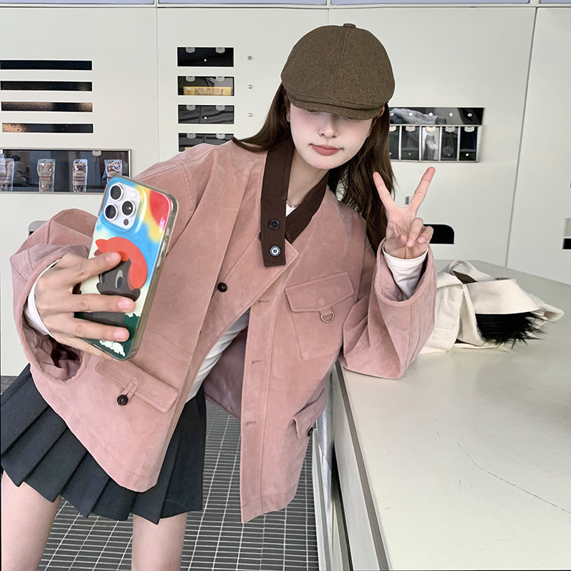 粉色麂皮绒工装短款外套女春秋2025新款超火好看高级小众夹克上衣,女装短外套,拾菱