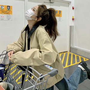撞色PU皮翻领宽松短外套女春秋2025新款今年流行爆款超火夹克上衣图片