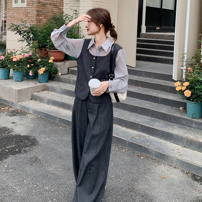 深灰色慵懒风马甲时尚套装女2025秋季法式小个子减龄阔腿裤三件套,女装套装/套裙,拾菱