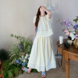 夏日甜美穿搭套装女2025新款浅黄色圆领娃娃衫半身裙超好看两件套，女装套装/套裙，拾菱