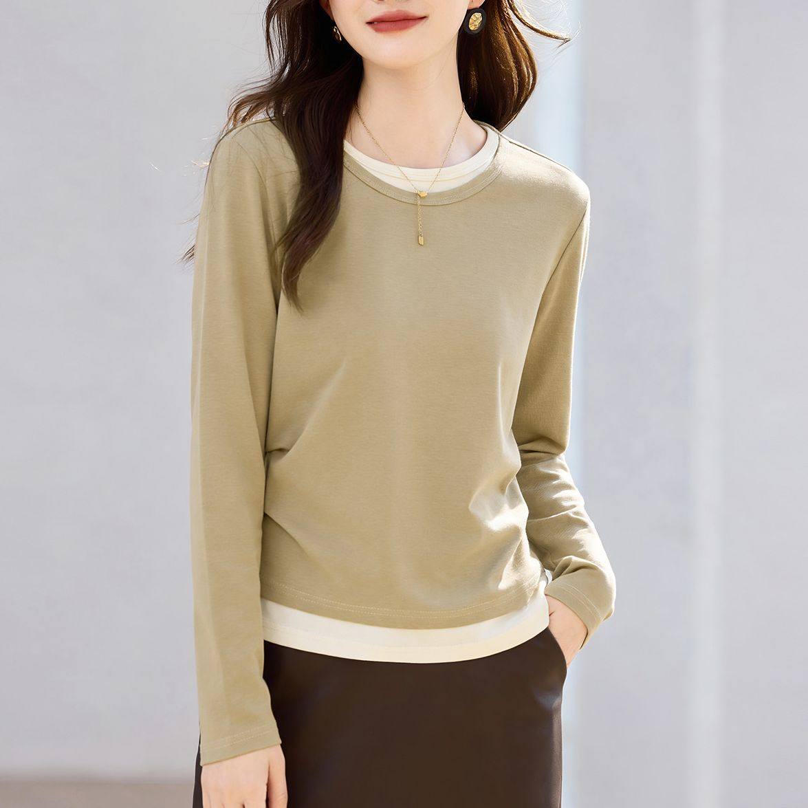 春秋长袖t恤女2026年新款宽松内搭可外穿女士打底衫百搭显瘦上衣