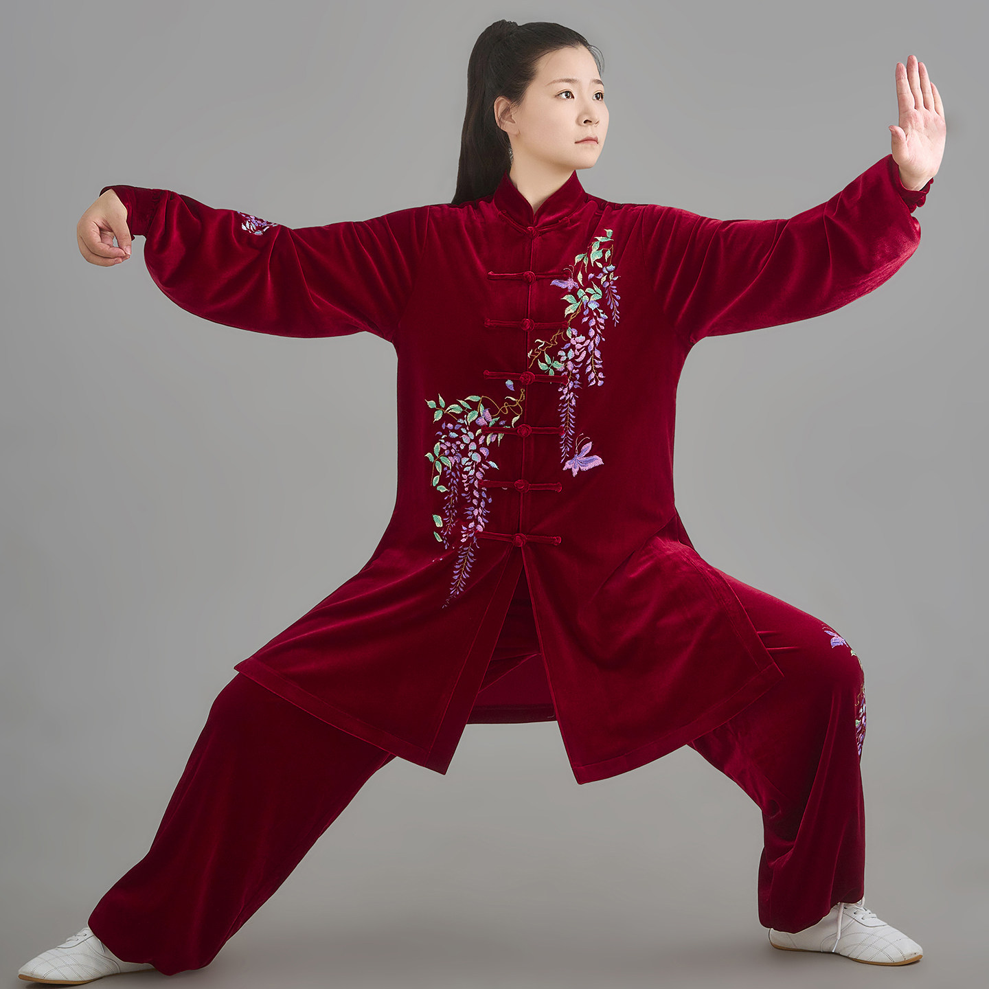 恋太极2025新款太极服女冬季加厚刺绣紫藤中长款晨练功表演服高档