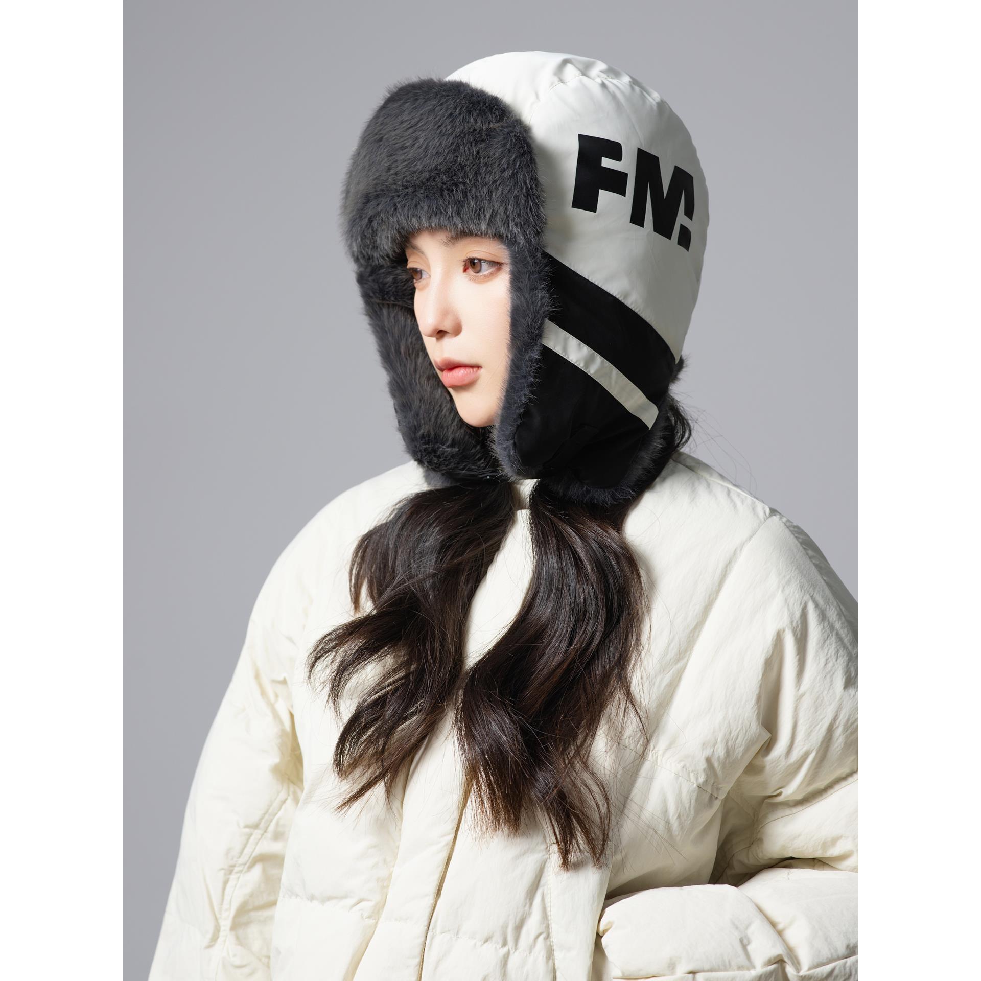 男女通用东北白色毛绒骑车加厚