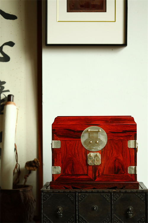 印度小叶紫檀官皮箱嫁妆箱珠宝收纳箱全榫卯结构制文玩木雕收藏品