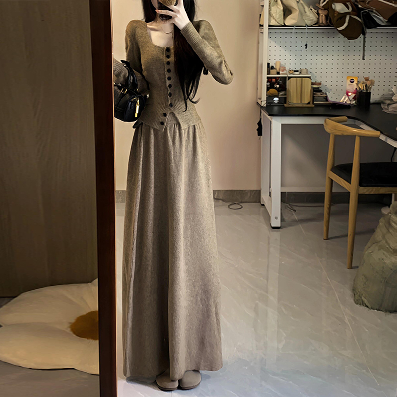 小个子香风毛衣针织连衣