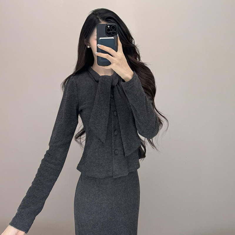 早秋连衣裙子女秋冬季2025新款富家千金小香风高级感鱼尾长裙套装