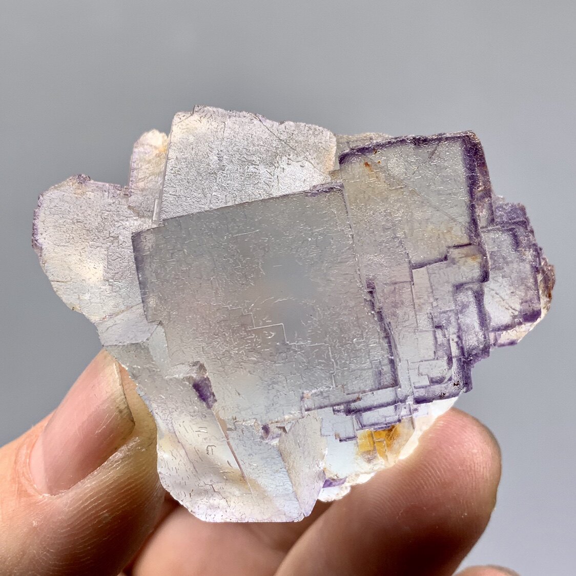 瑶岗仙磨砂面紫边萤石天然矿物晶体标本矿石原石收藏石头摆件地质