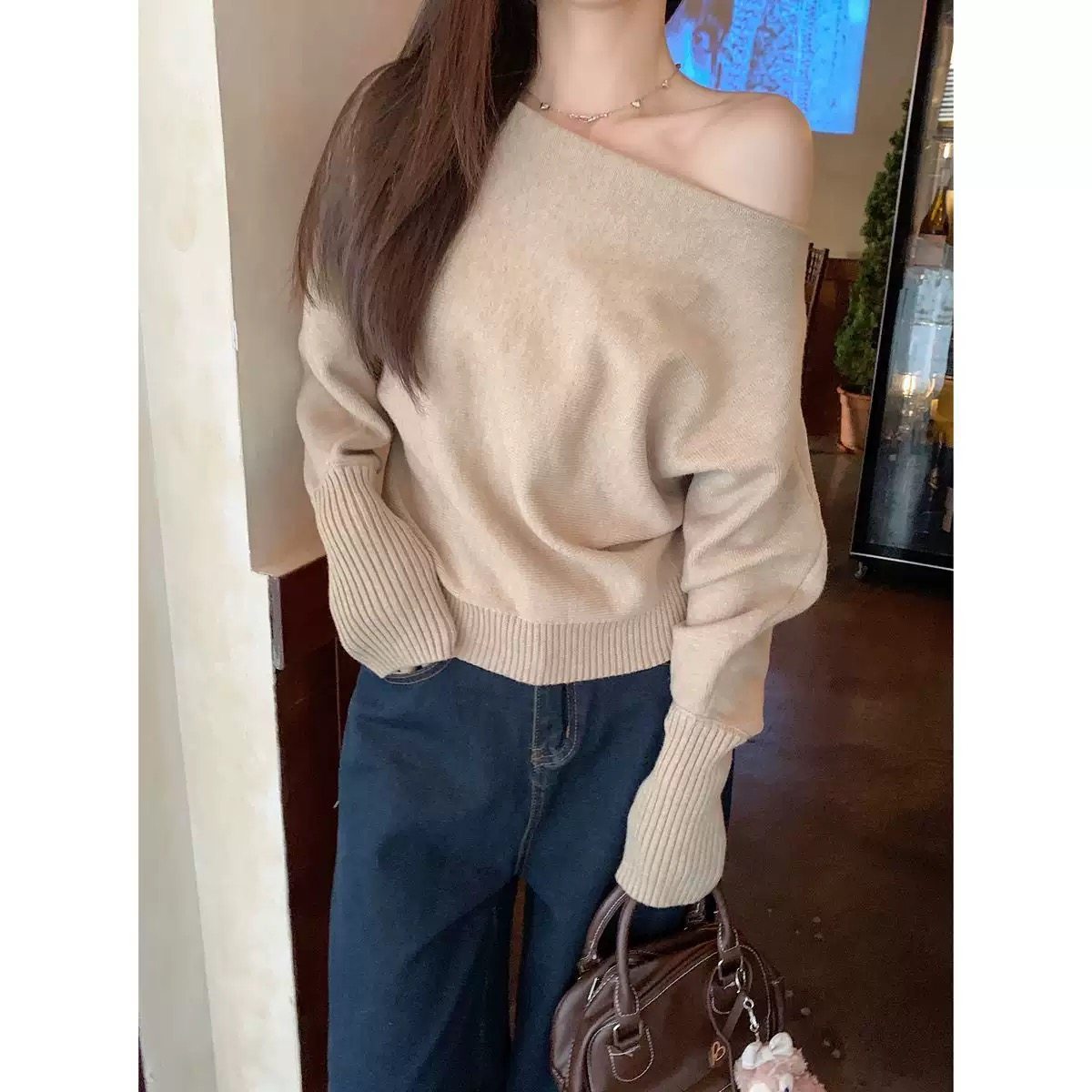 【小乐专享】不规则斜设计肩毛衣女新款秋冬季露肩绝美针织上衣