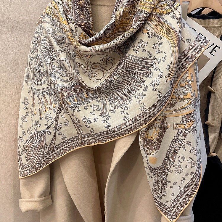 治愈奶杏色!轻奢丝毛围巾女秋冬季手工卷边大方巾保暖披肩两用女