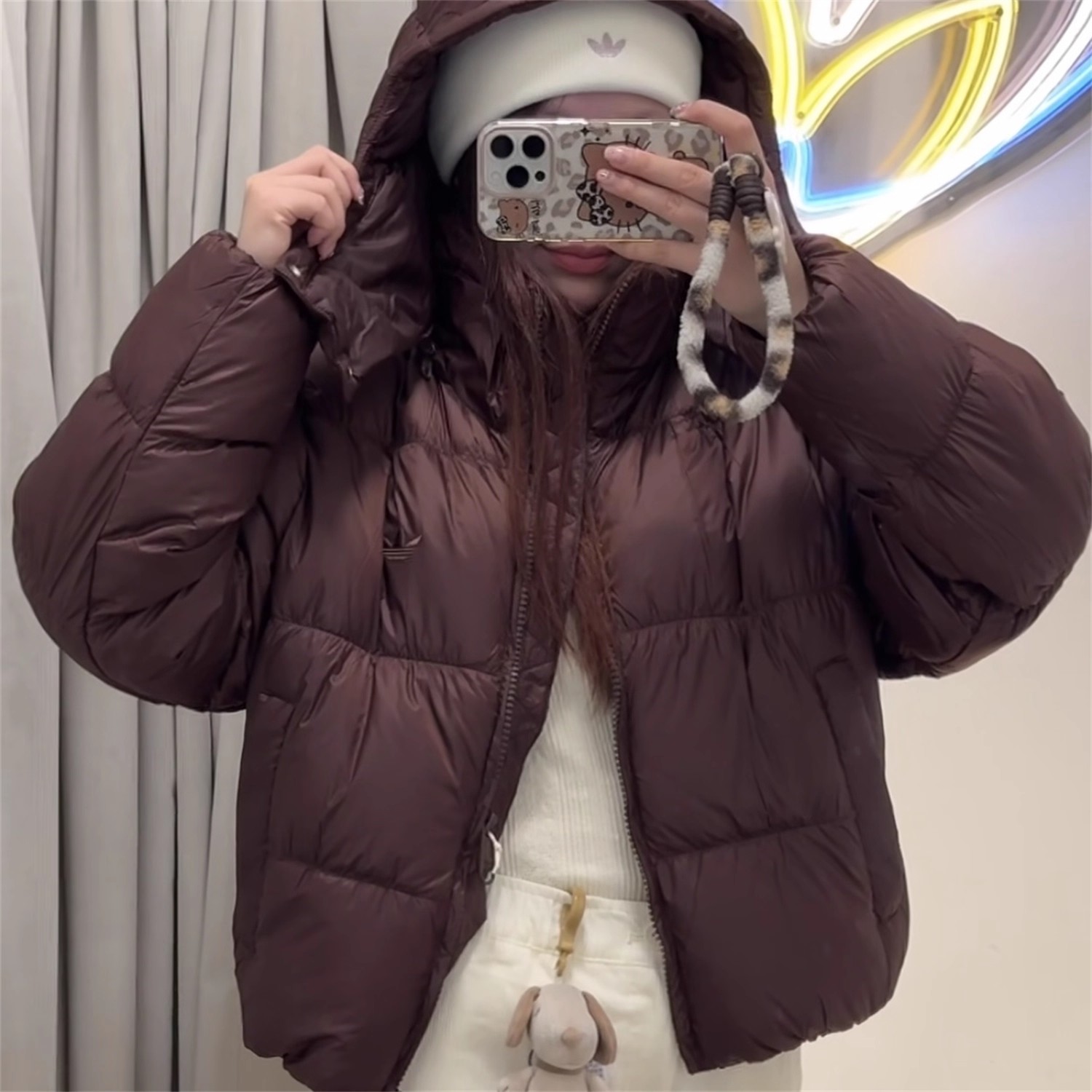 阿迪达斯三叶草保暖运动蓬松面包羽绒服 KG4904 KG4905 KG4909